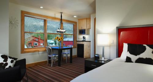 Hotel Minturn - photo 2