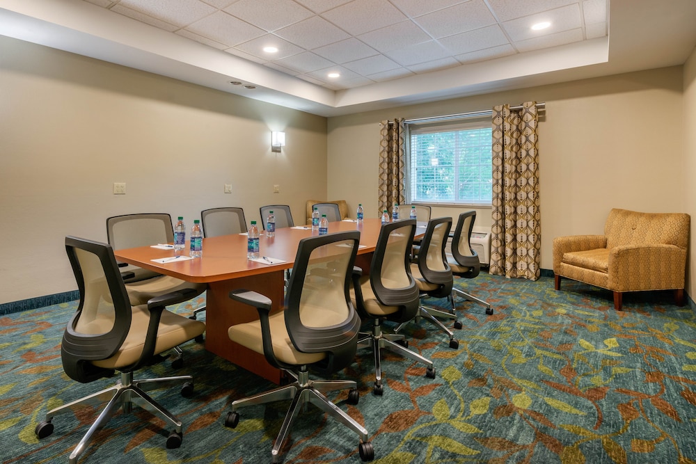 Candlewood Suites Fort Myers Sanibel Gateway by IHG - photo 22