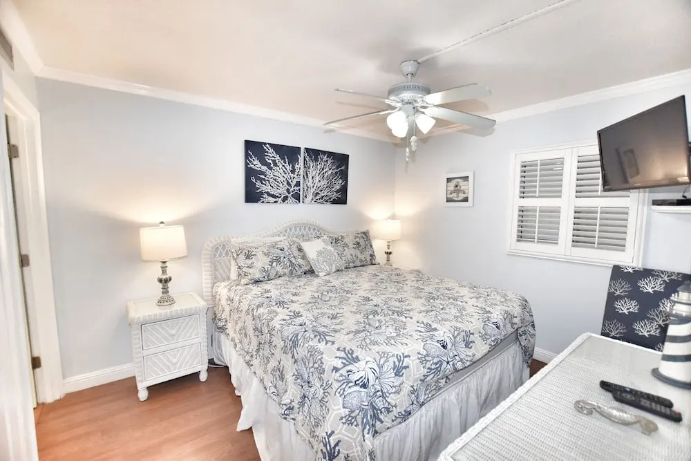 0702 Waters Edge Resort 2 Bedroom Condo by RedAwning - featured photo