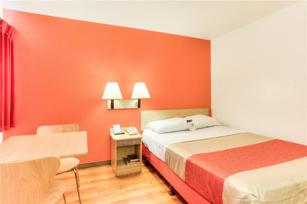 Motel 6 Tigard OR Portland South Lake Oswego - photo 15