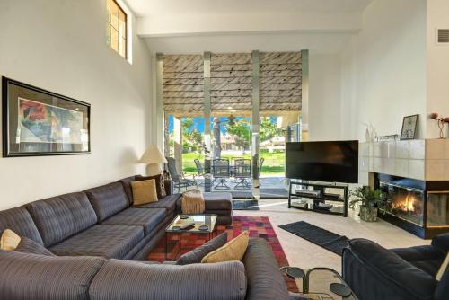 Cathedral Canyon CC Oasis in Palm Springs, United States