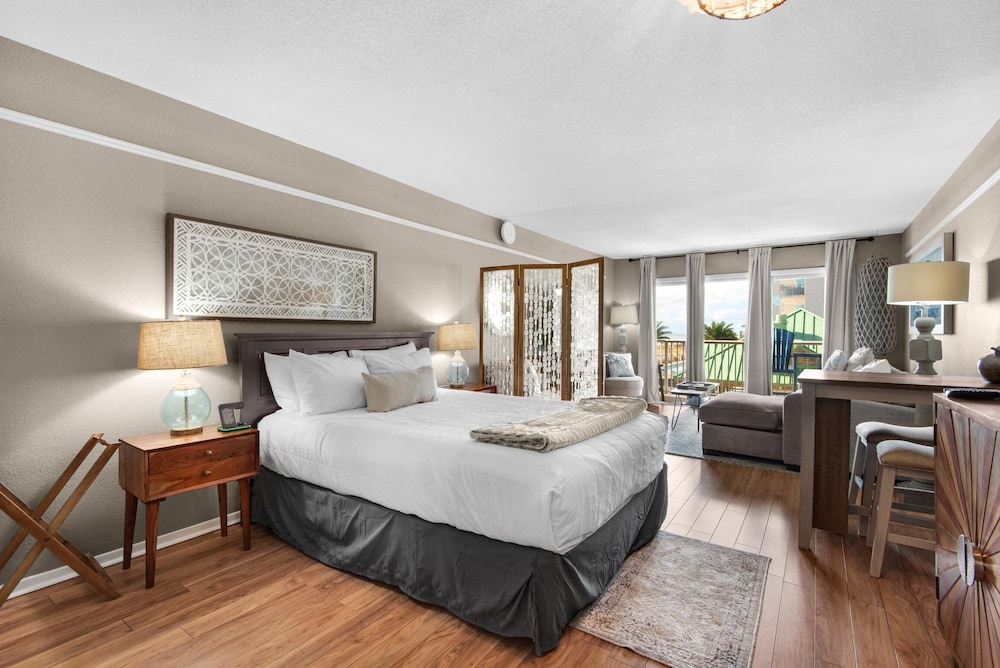 Islander Beach Resort 305 - photo 8