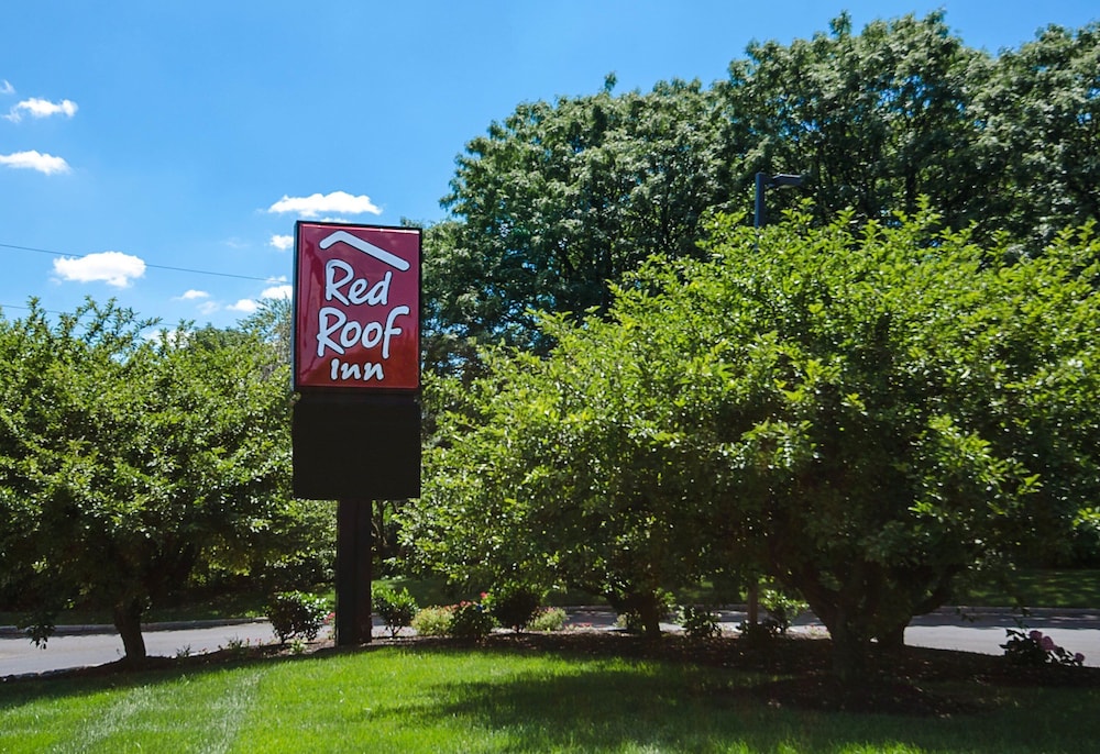 Red Roof Inn Philadelphia Trevose - photo 41