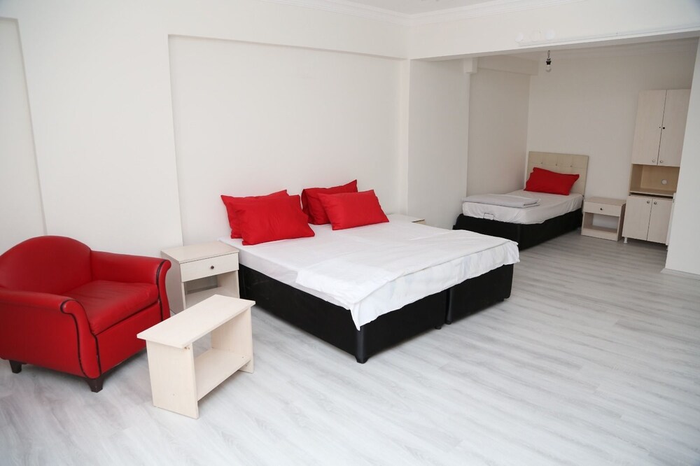 Beyaz Otel — Corum