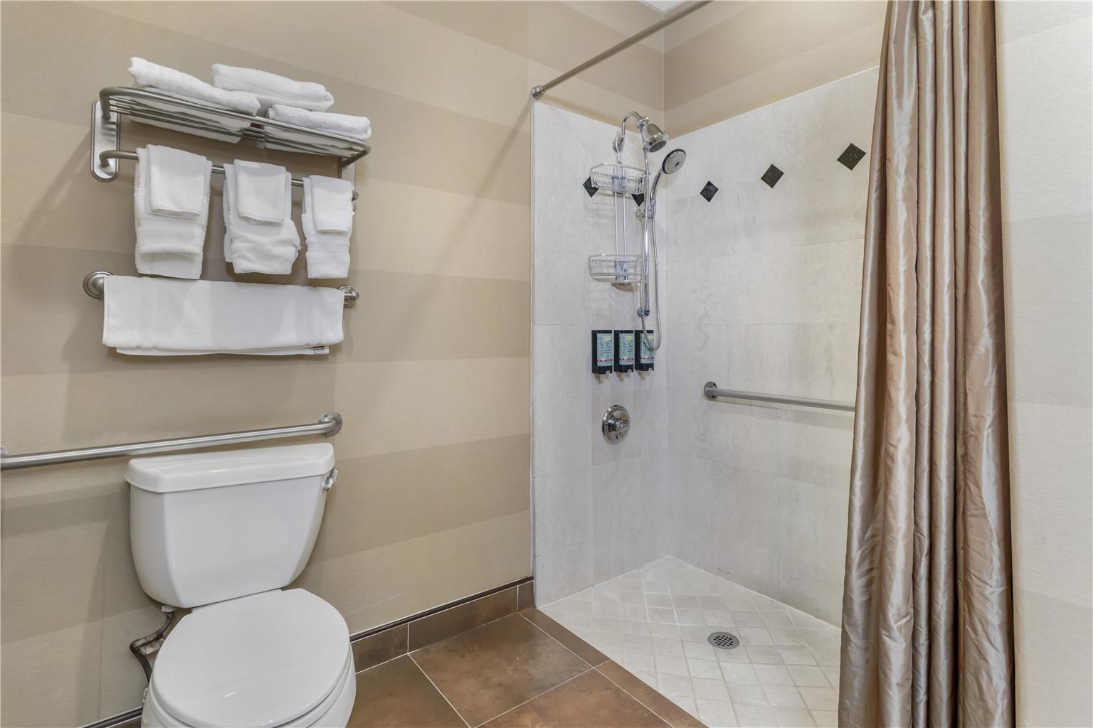 Best Western Plus Brookside Inn - photo 42
