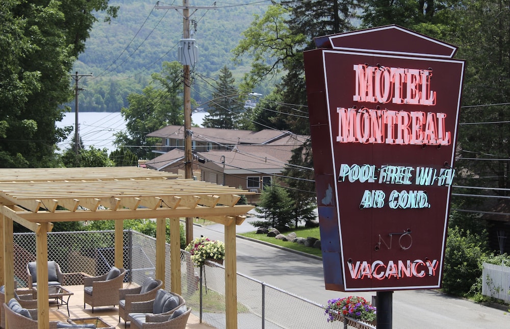 The Motel Montreal - photo 2