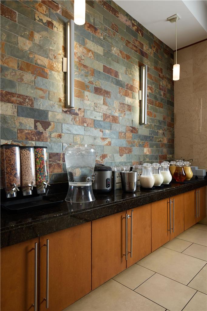 Hyatt House Seattle Bellevue - photo 9