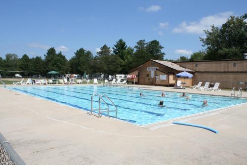 Pine Country Camping Resort - photo 8