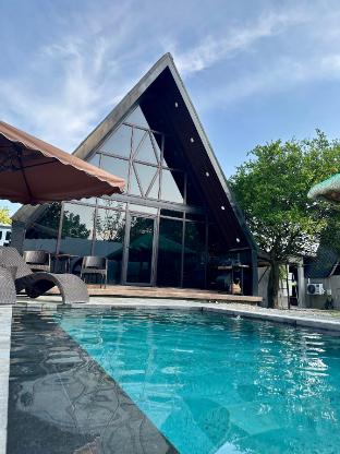 Modern A Frame Cabin Staycation with Pool Jacuzzi — 4-Star Luxury Hotel in Sariaya, Philippines
