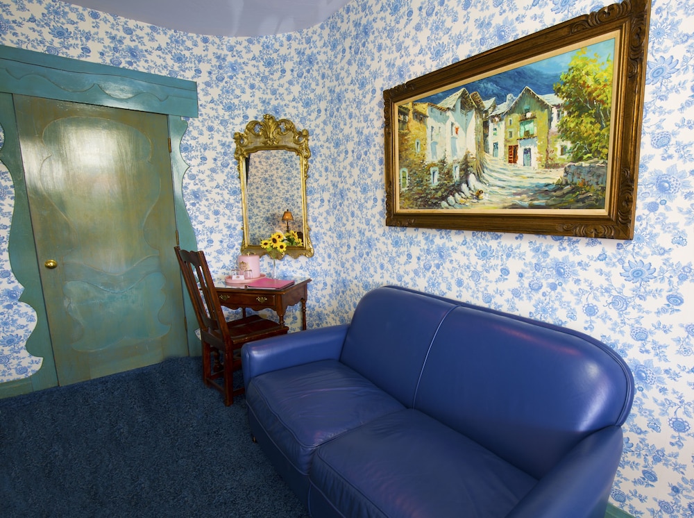 Madonna Inn - photo 145