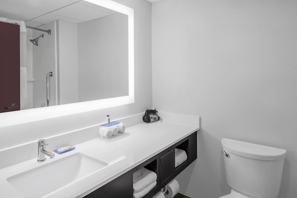 Holiday Inn Express & Suites Asheville SW Outlet Ctr Area by IHG - photo 12