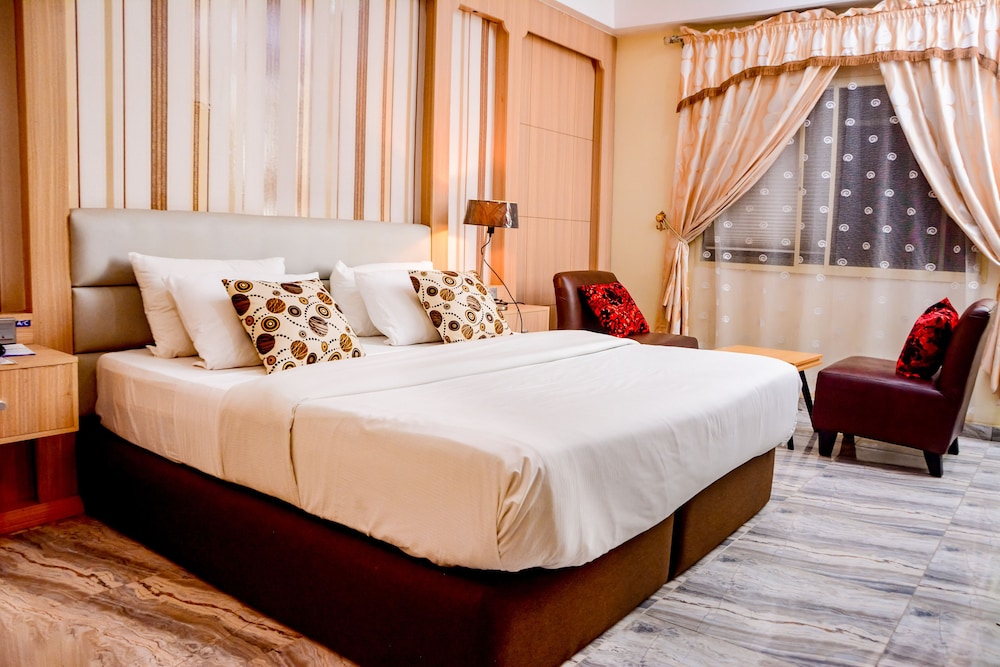 GolfView Suites & Conference Center — 4-Star Luxury Hotel in Lagos, Nigeria