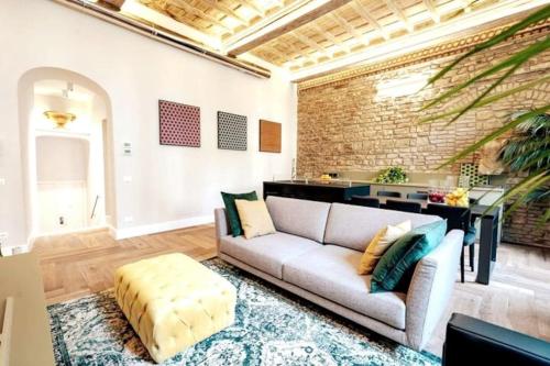 Palazzo Dei Signori Luxury Design Loft Apt With View Florence — 4-Star Luxury Hotel in Florence, Italy