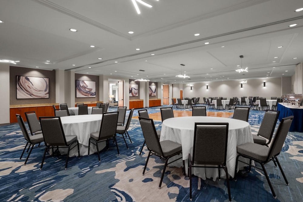 Delta Hotels by Marriott Colonial Heights - photo 26