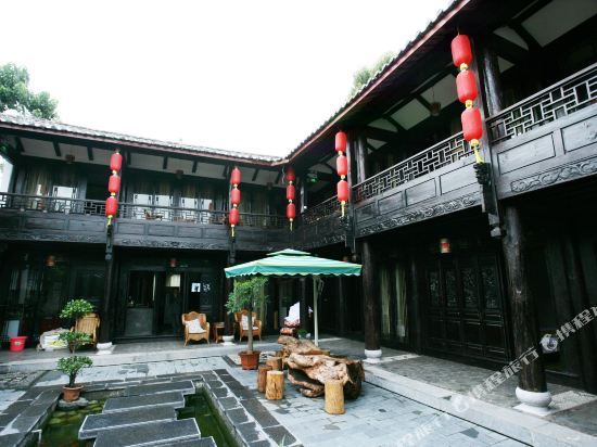 Heshe Inn - last minute hotel in Lijiang