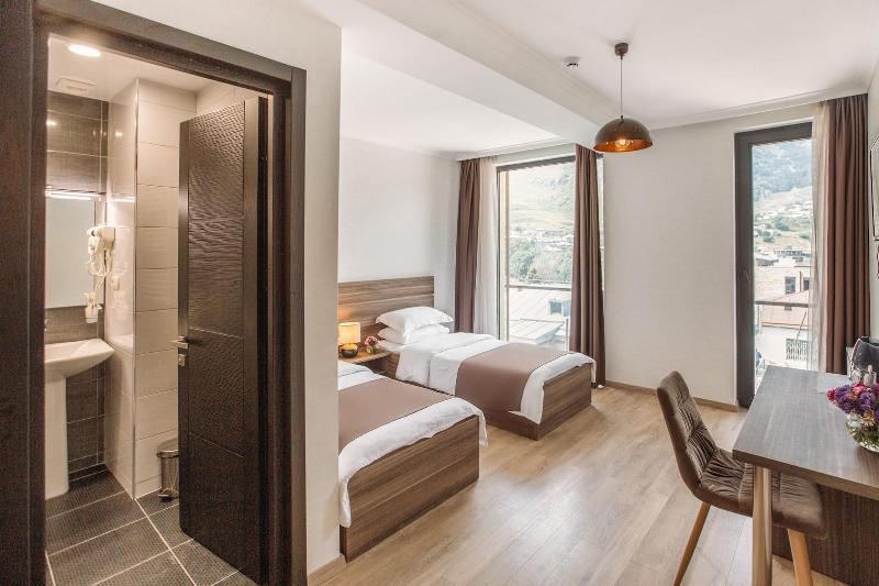 Mount Inn Kazbegi in Step'antsminda, Georgia