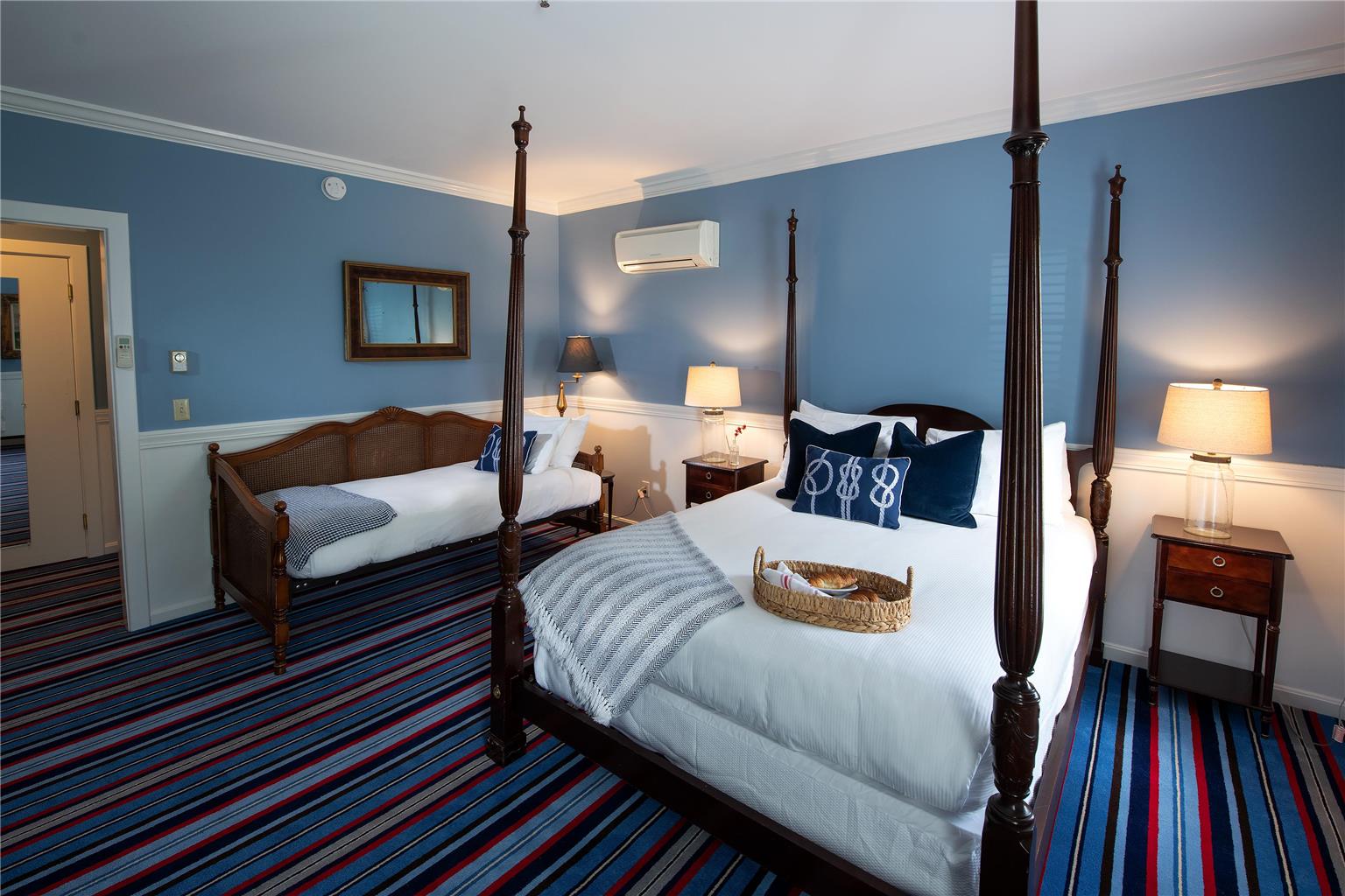 Kennebunkport Inn - photo 30