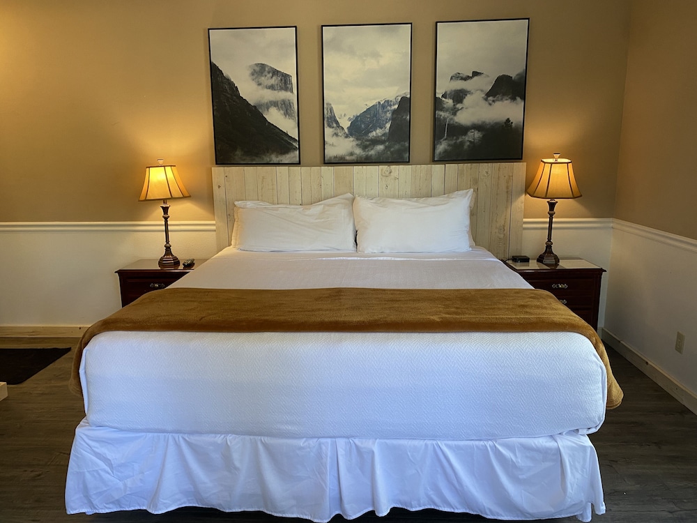 Cinnamon Bear Inn - photo 19