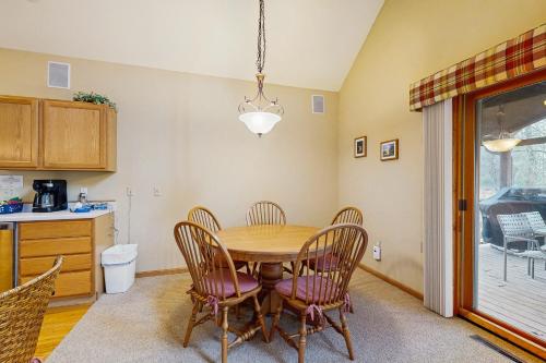 Nekoosa Holiday — Stevens Point — photo 4