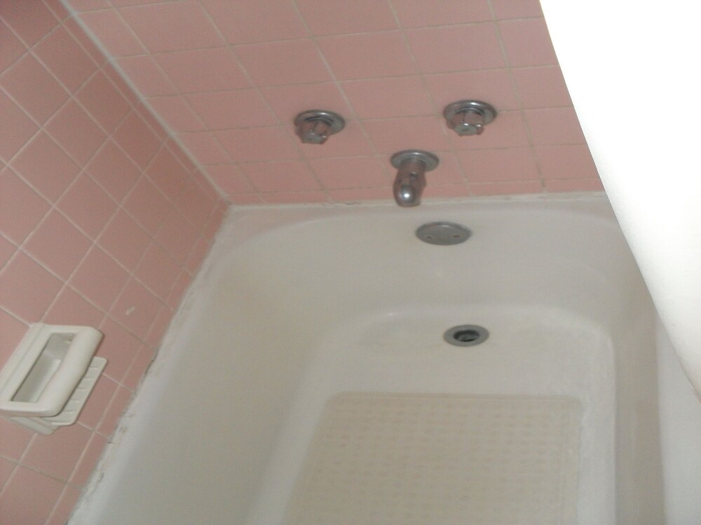 Shore Winds Motel - photo 40