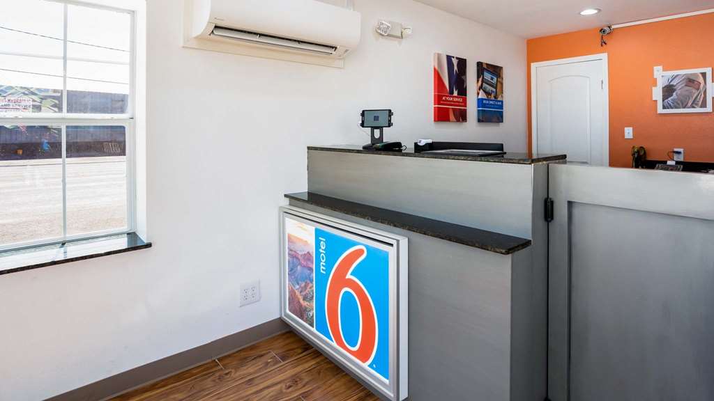 Motel 6 Odessa TX 2nd Street - photo 20
