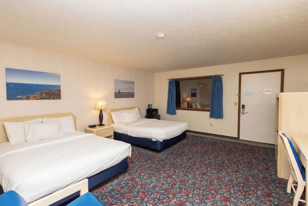 Cedar Motor Inn - photo 18