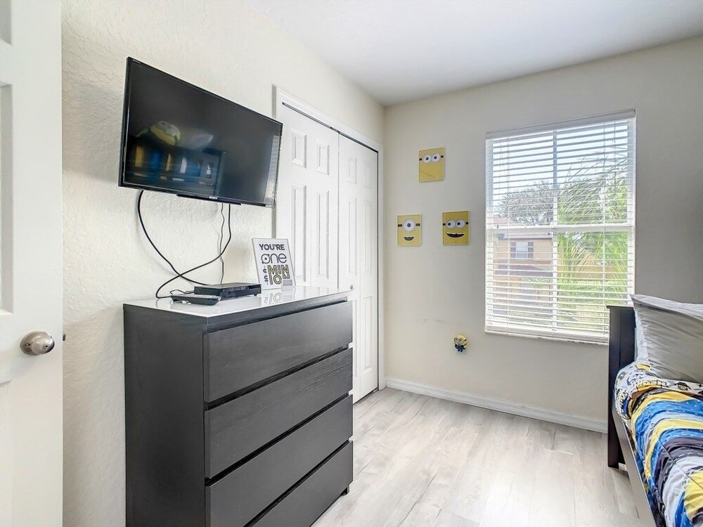 New 4 Bed Regal Palms Resort - photo 19
