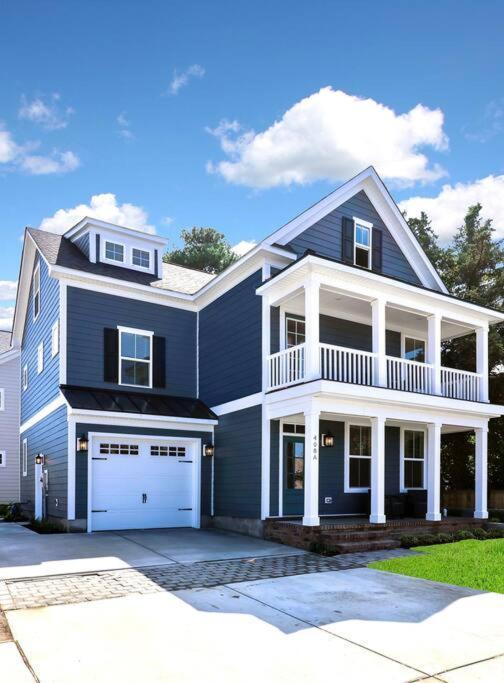 Perfect Escape with Ocean Breeze in Virginia Beach, United States