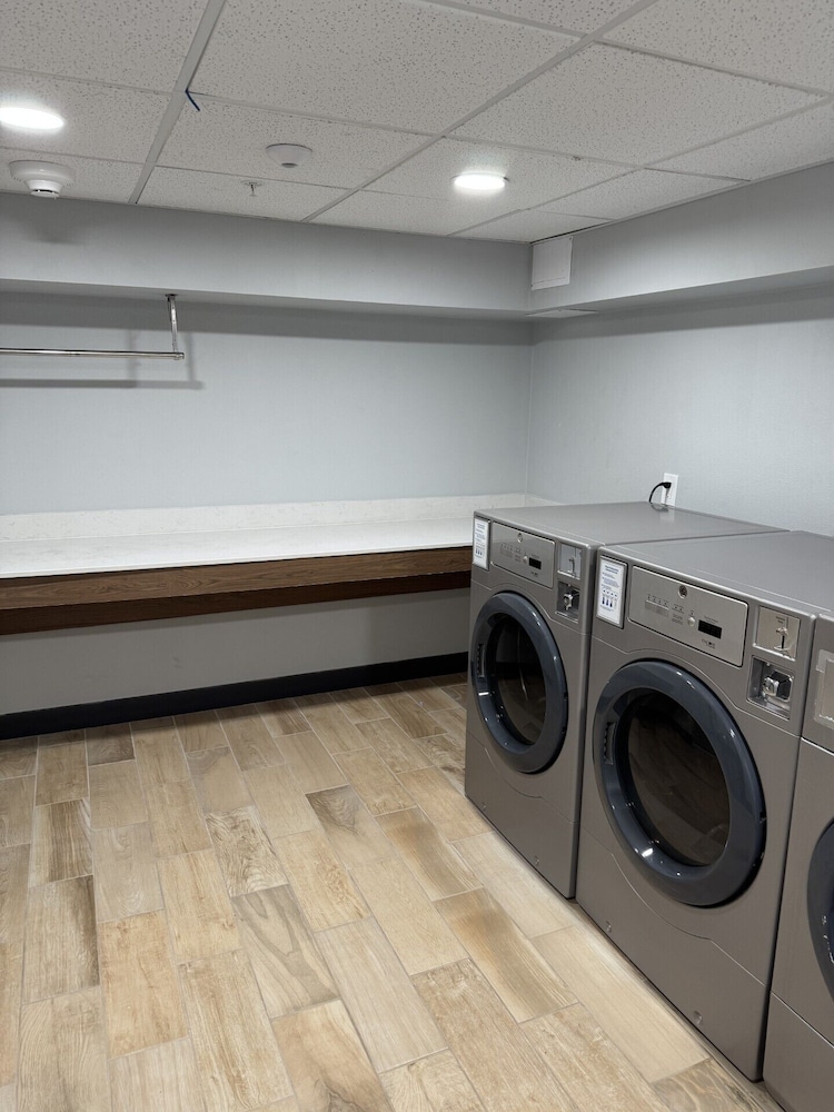 Holiday Inn Express Denver Central North by IHG - photo 36