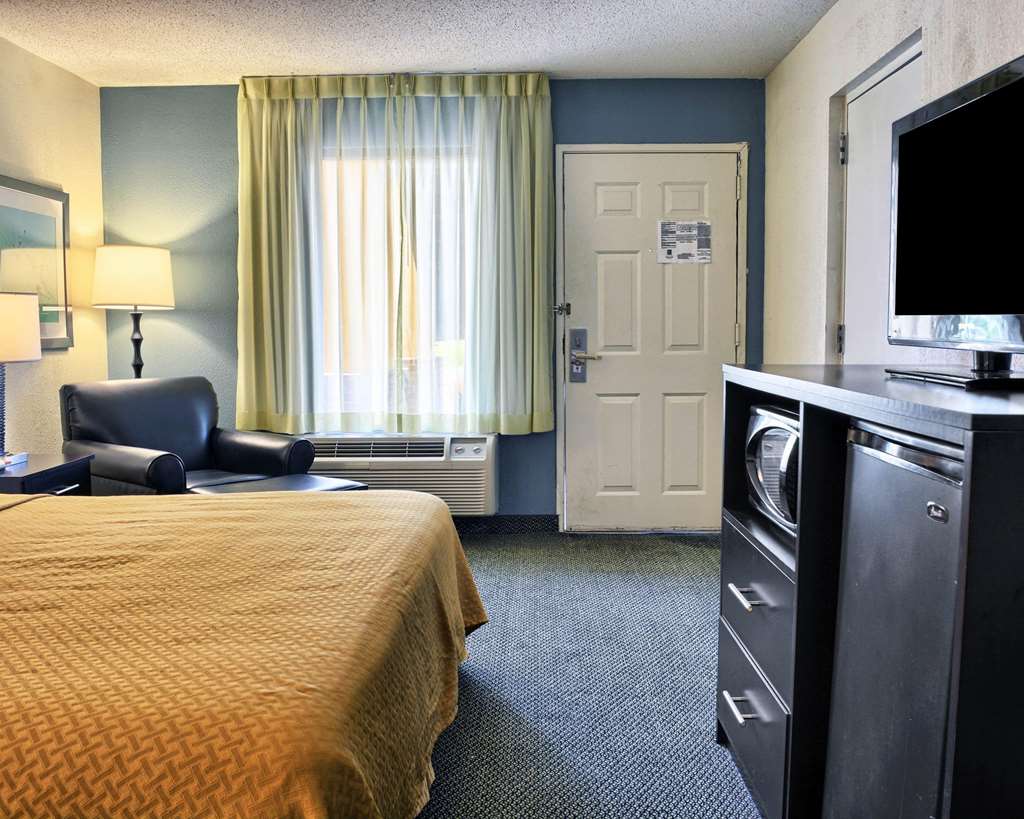 Quality Inn Thornburg - photo 11