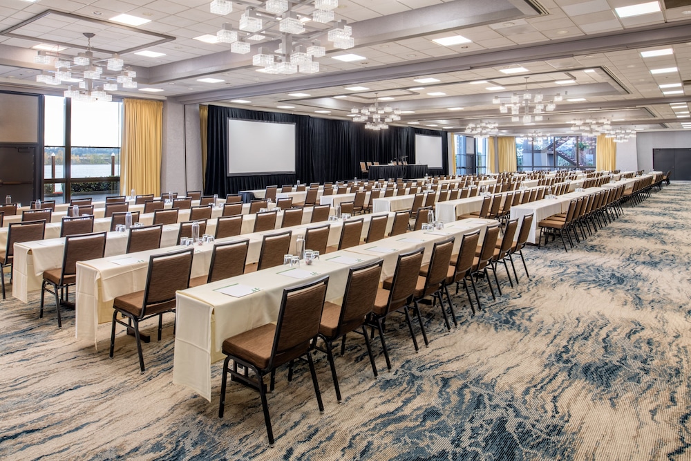 Holiday Inn Portland Columbia Riverfront By IHG - photo 57