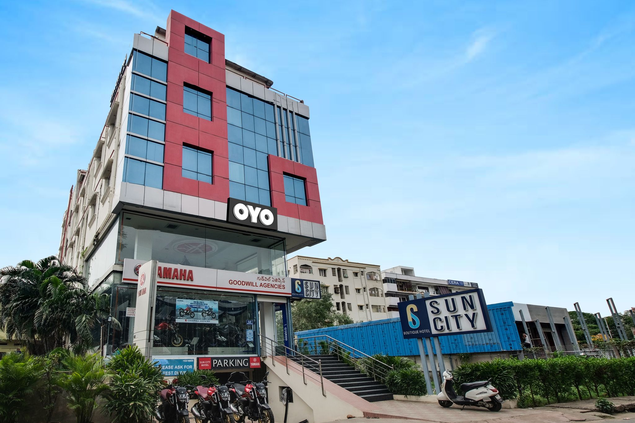OYO Rooms Mahanadu Road Extension in Vijayawada, India