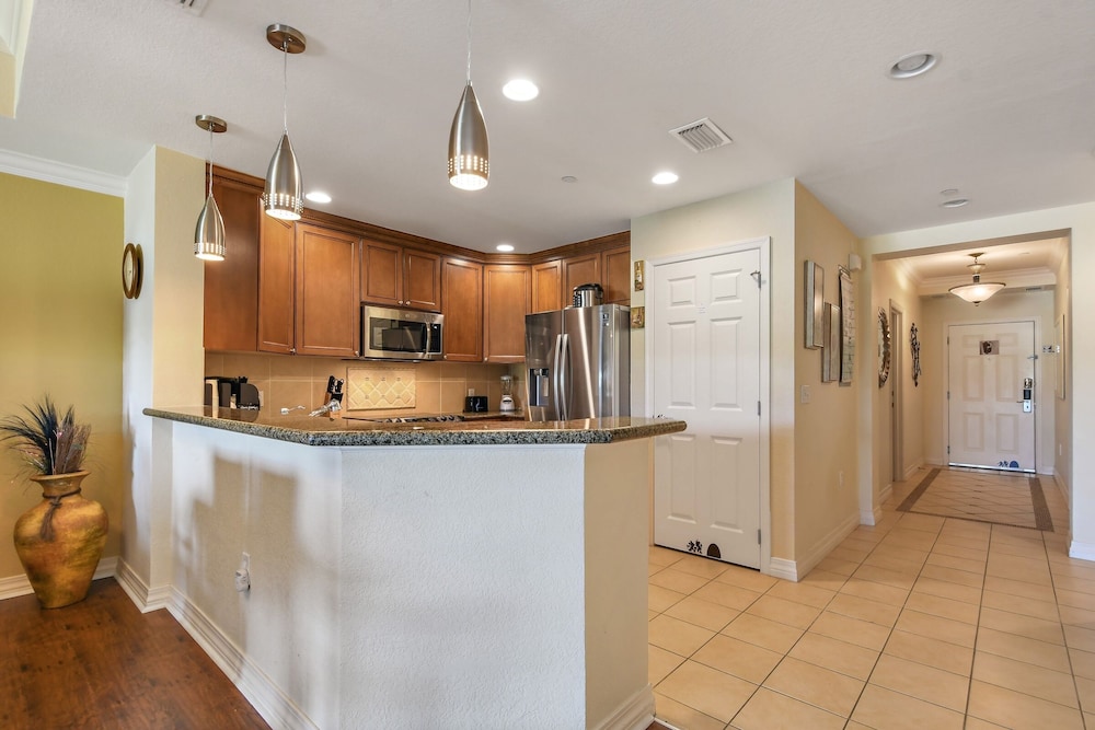 5 Star Resort Luxury Villa Very Close To Disney 3 Bedroom Villa by RedAwning - photo 11