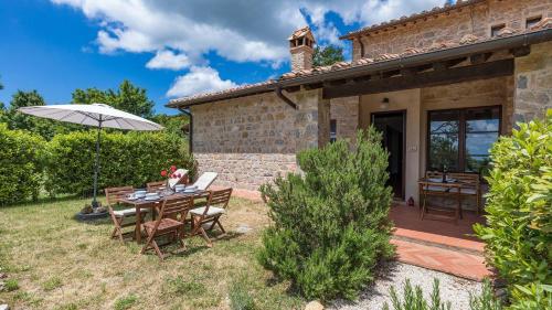 Noce — 4-Star Luxury Hotel in Roccalbegna, Italy
