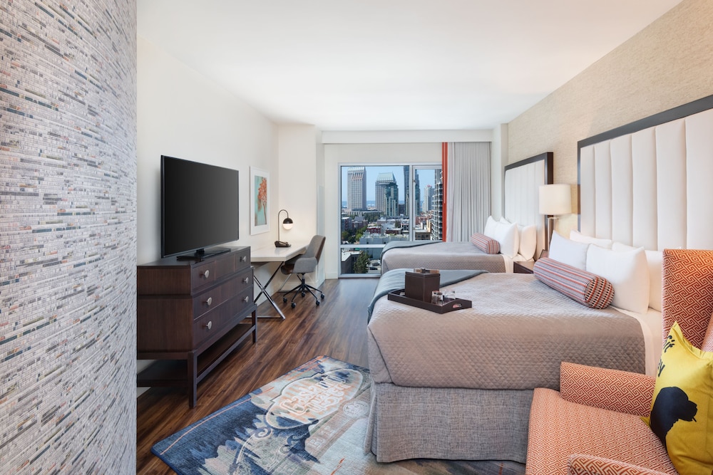 Hotel Indigo San Diego Gaslamp Quarter by IHG - photo 8