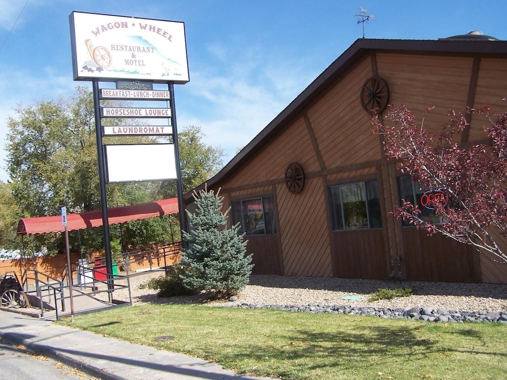 Wagon Wheel Restaurant Bar and Motel - photo 15