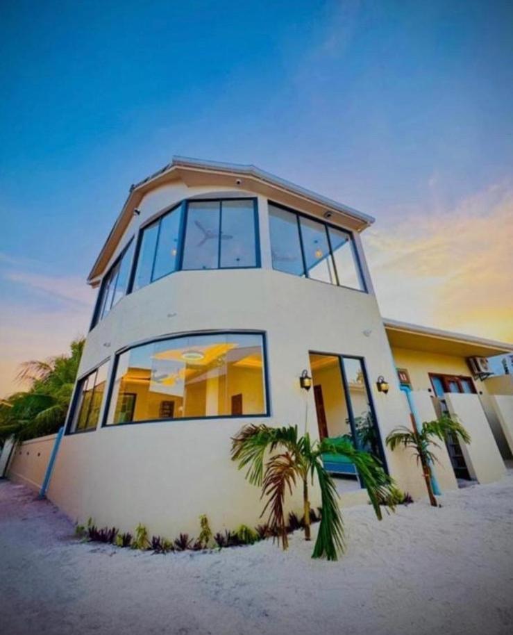 Raakani Dhigurah — 4-Star Luxury Hotel in Dhigurah, Maldives
