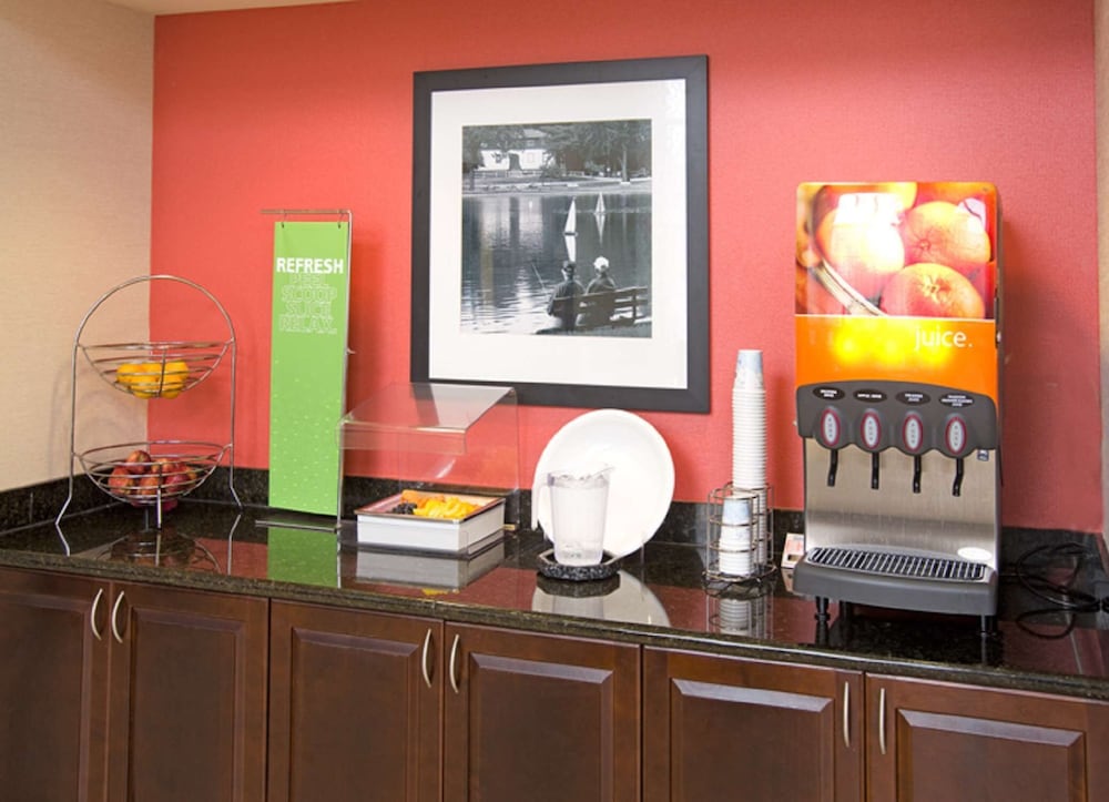 Hampton Inn Schenectady Downtown - photo 35
