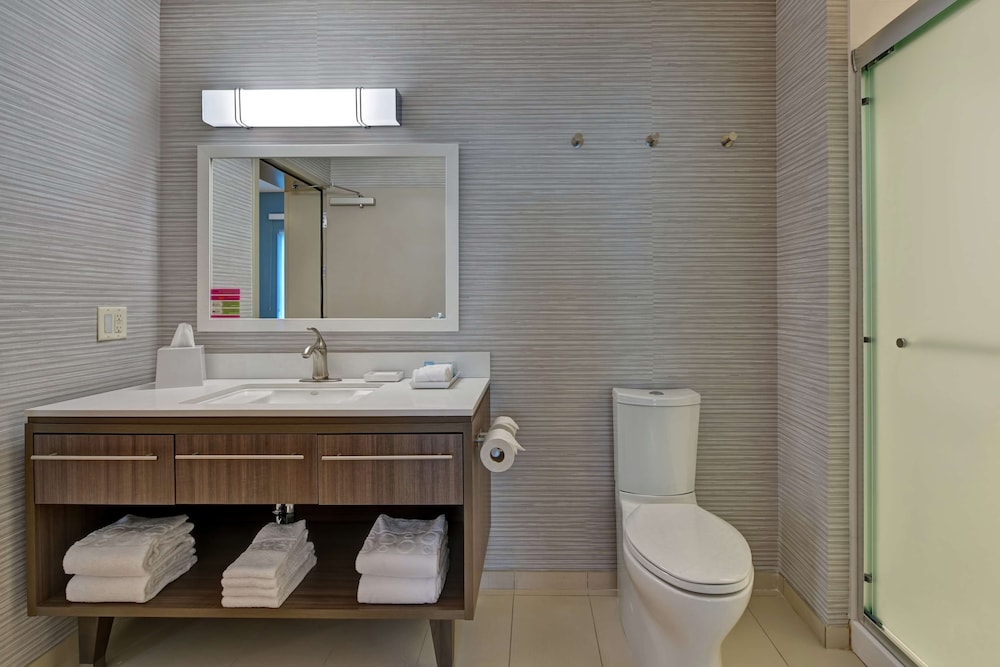 Home2 Suites by Hilton West Palm Beach Airport FL - photo 27