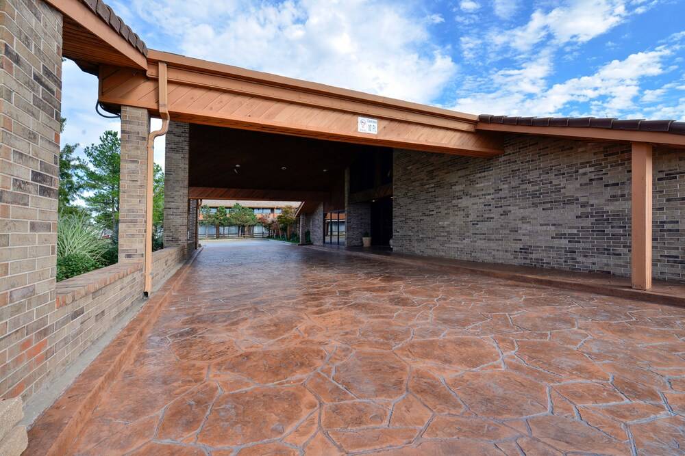 Best Western Plus Saddleback Inn & Conference Center - photo 53