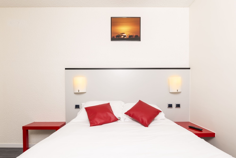 Initial by Balladins St Quentin Gauchy - carbon neutral hotel in Gauchy