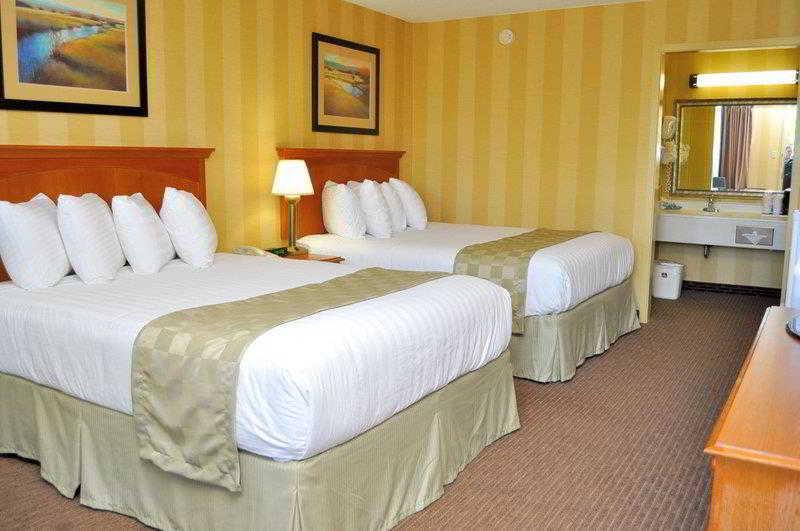 Best Western Central Plaza - photo 4
