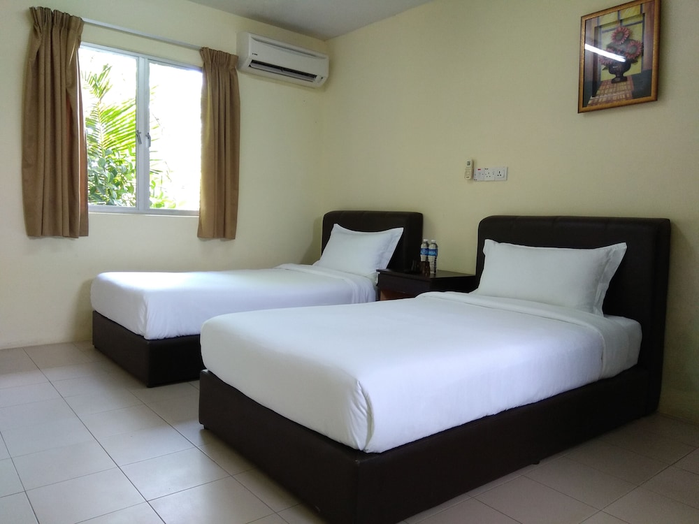 Desa Terrace — Kuah — photo 3