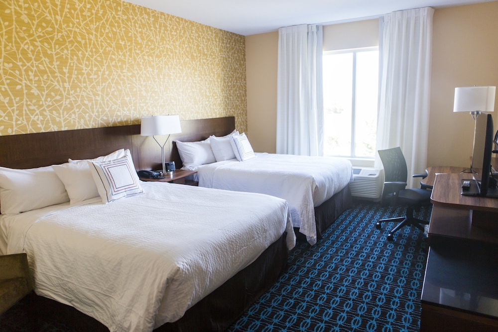 Fairfield Inn & Suites Cambridge - photo 8