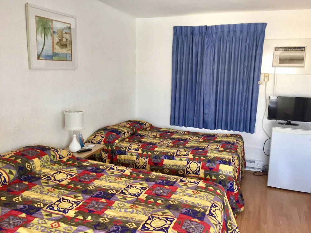White Caps Motel - photo 10