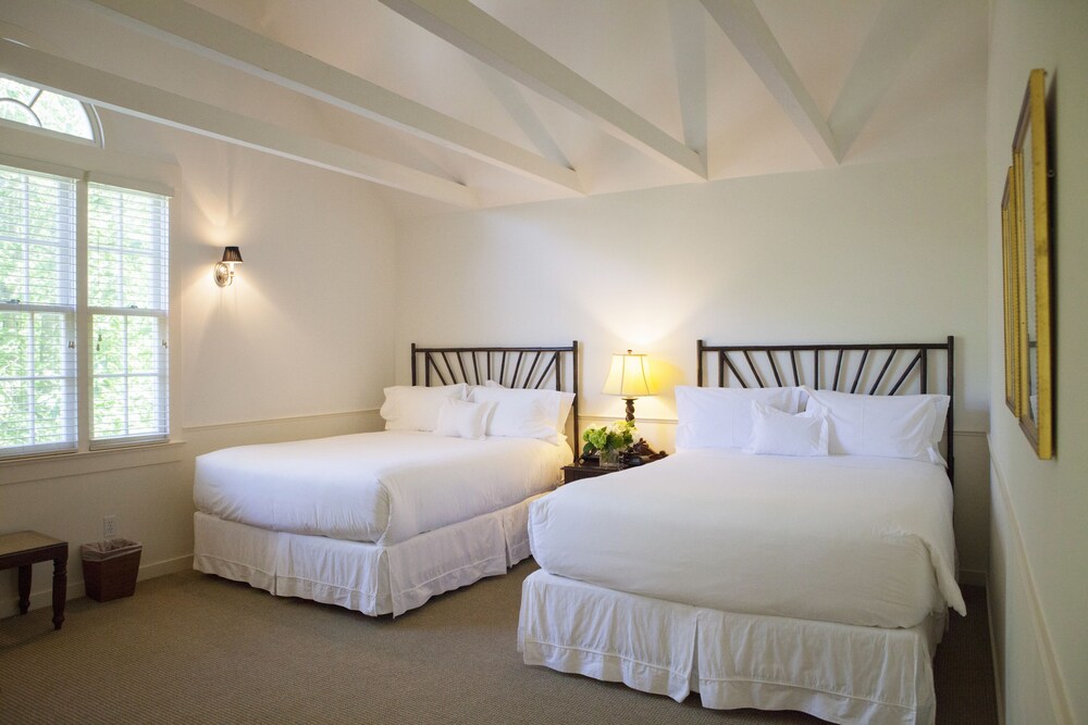 EHP Resort & Marina - photo 4