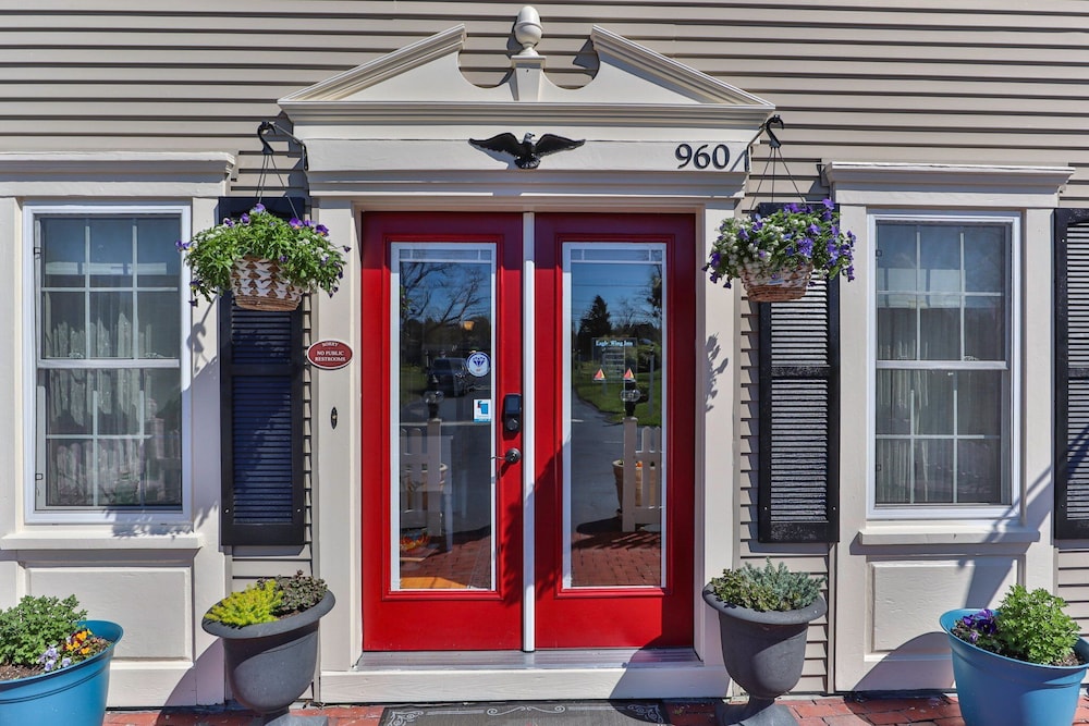 Eagle Wing Inn Cape Cod — Eastham