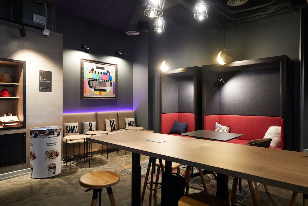 מזון ומשקאות