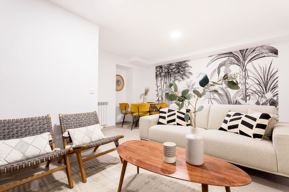 Lovely 2 bedroom Apartment in Exclusive Area of Ma Madrid hotel