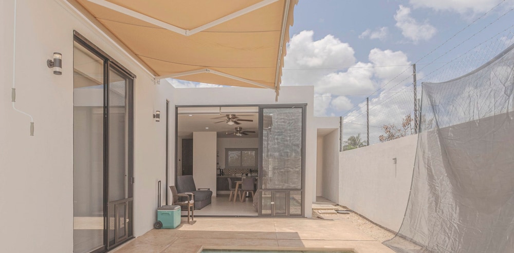 New Merida Retreat with Private Pool - last minute hotel in Merida